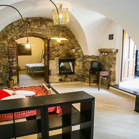 Apartment Stone House Finalborgo